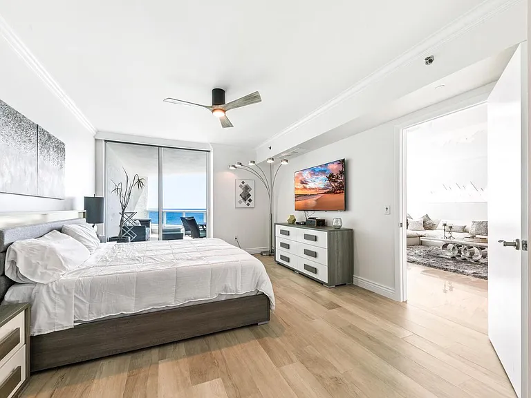 101 S Fort Lauderdale Beach Blvd #1104 — Photo 13