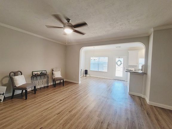 4th image of 6135 Yorktown Meadow Ln