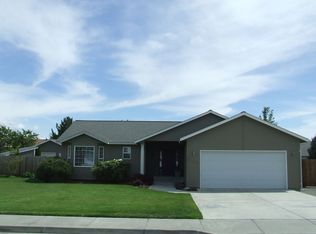 4302 Riverhill Dr, Pasco, WA 99301