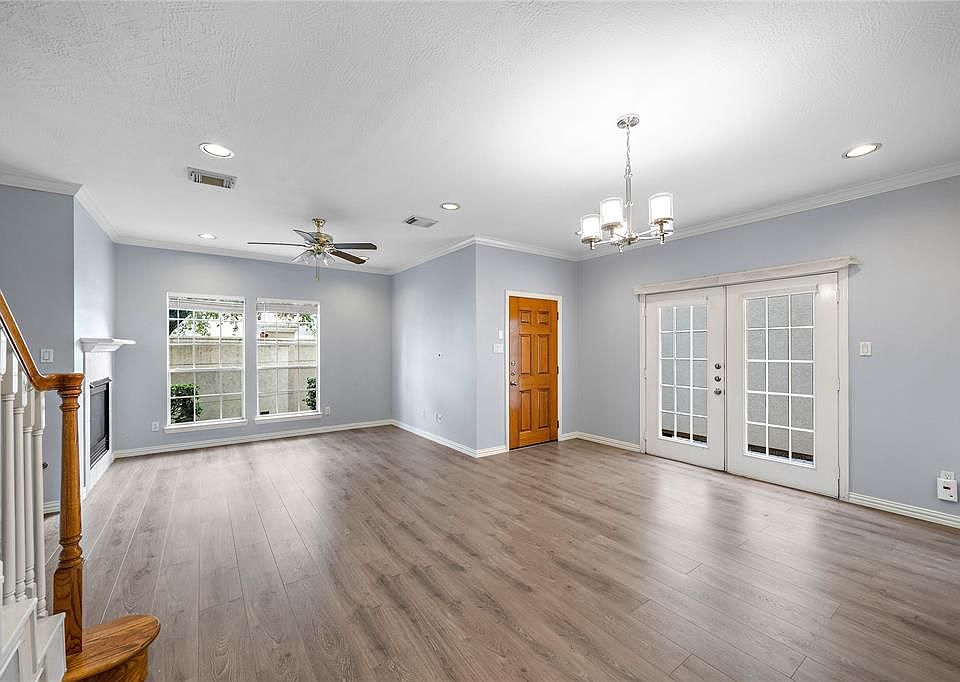 1st image of 6035 Stoney Brook Dr