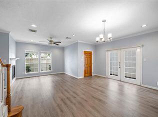 6035 Stoney Brook Dr, Houston, TX 77036