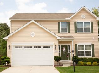 10318 Herrington Dr, Aurora, OH 44202
