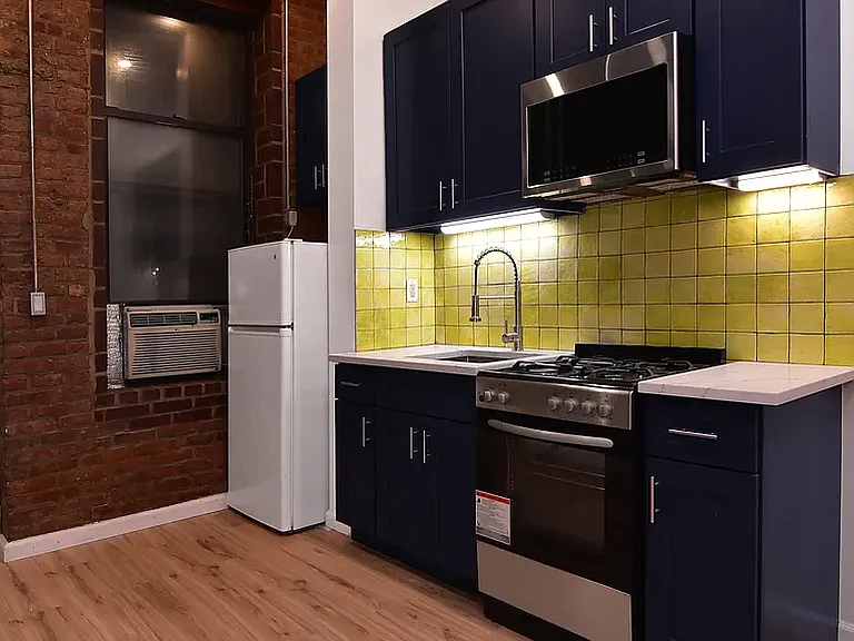 123 Ludlow St #1S — Photo 2