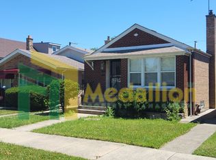 9353 S Rhodes Ave, Chicago, IL 60619