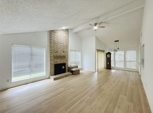 2906 Shadow Trail Dr, Houston, TX 77082