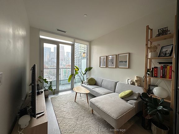 2nd image of 135 Lower Sherbourne St #1068