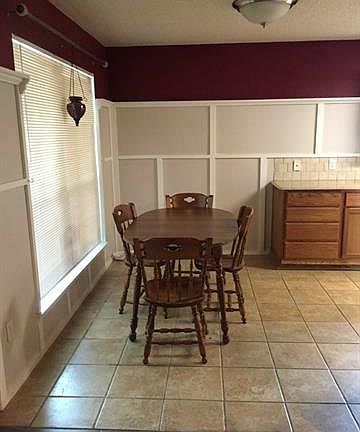 5th image of 1009 Barbara Jean Ct