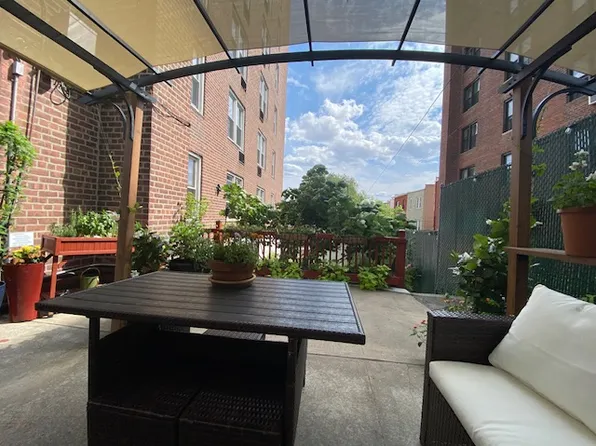 50-22 40th Street image 10 of 12