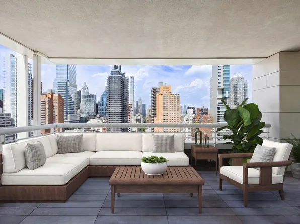 301 East image 7 of 15