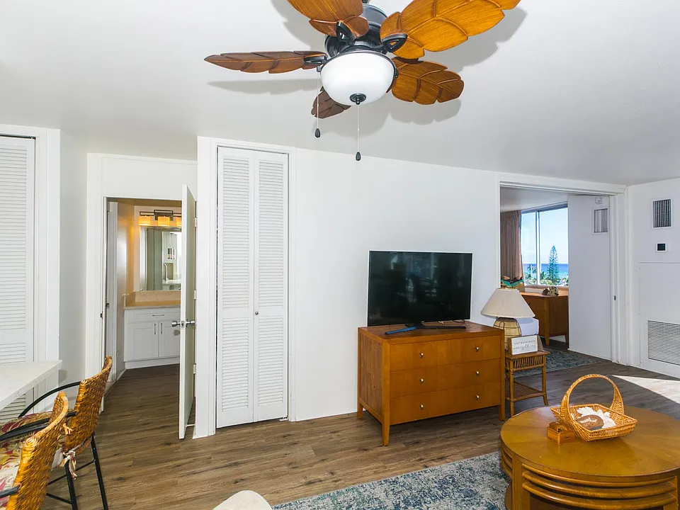 1765 Ala Moana Blvd #794
