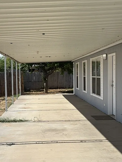 4 bed, 1820 sqft, $1,900 — Photo 3