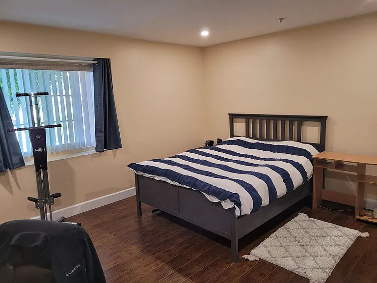 1731 Barry Ave #118 — Photo 13