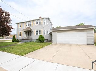 4068 W 120th St, Linndale, OH 44135