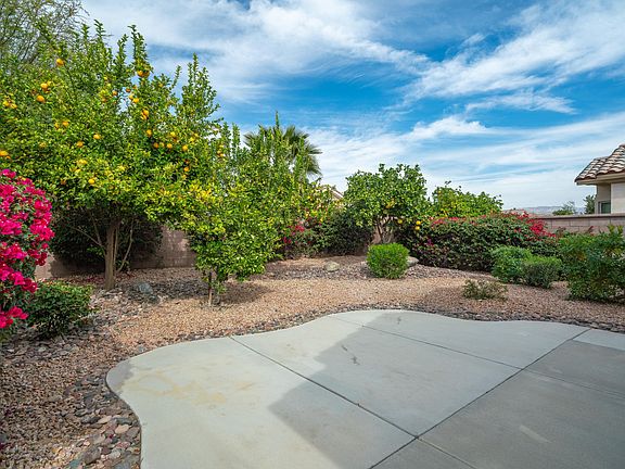 4th image of 78666 Rockwell Cir