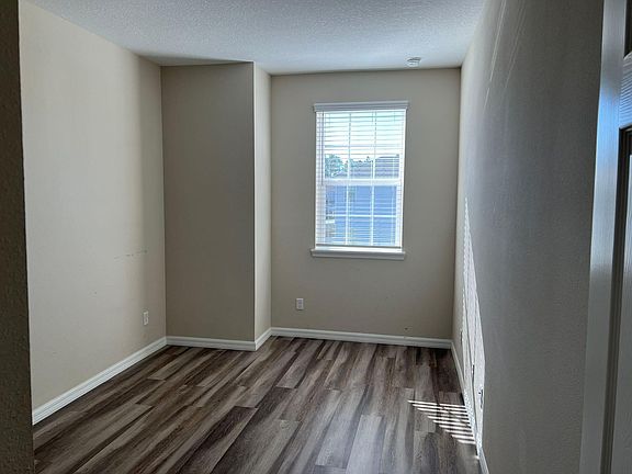 4th image of 26305 Limestone Springs Way