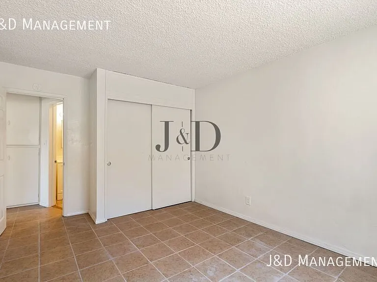 2248 Ocean View Blvd #4 — Photo 11