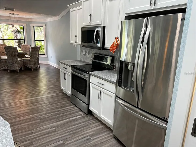 4594 Trails Dr — Photo 20