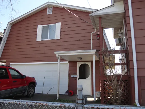 104 Vine St, Charleston, WV 25302