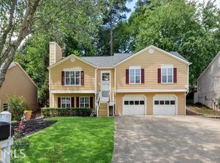 10710 Plantation Dr, Johns Creek, GA 30022