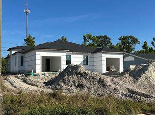 7231 Albany Rd, Fort Myers, FL 33967