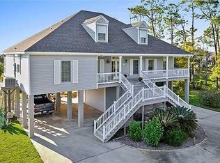 128 Pinecrest Dr, Pass Christian, MS 39571