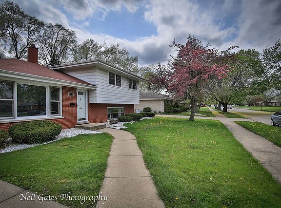 2nd image of 739 E 168th Pl