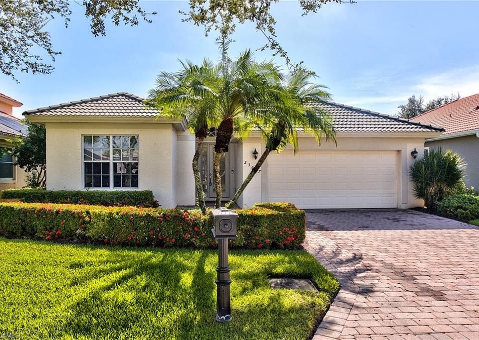 1st image of 23647 Via Carino Ln