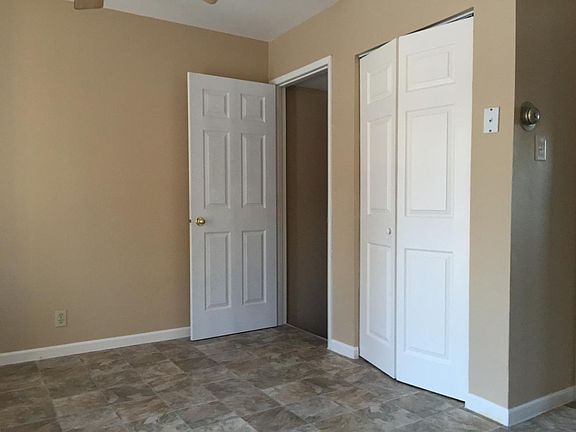 3rd image of 448 Burcke Dr
