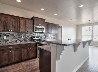 4974 N Sun Shimmer Ave, Meridian, ID 83646