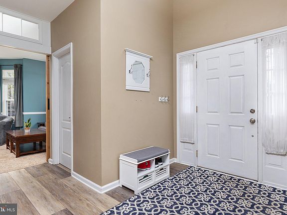 5th image of 130 Carnoustie Ln