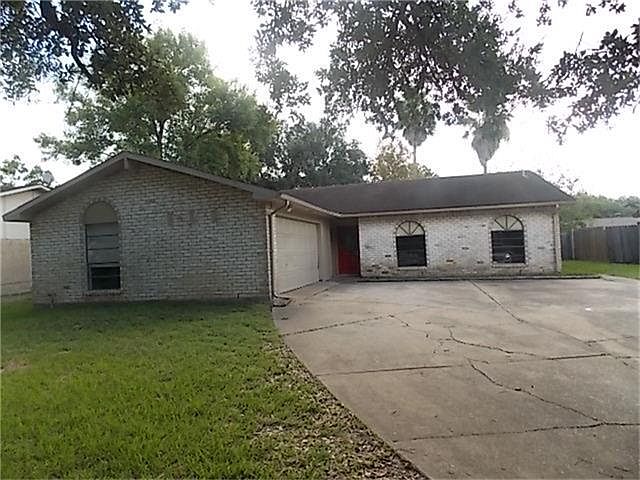 1st image of 4610 Cairnleigh Dr