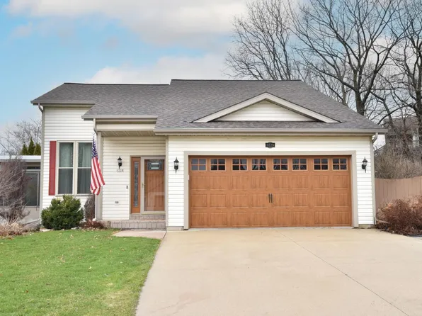 1228 Lee AVENUE, West Bend, WI 53090