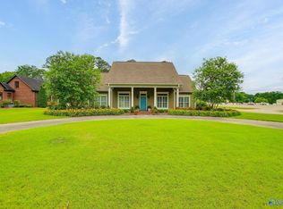 102 Woodland Ter, Moulton, AL 35650