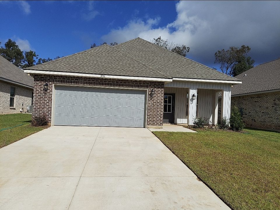 1st image of 836 Avellanas Dr