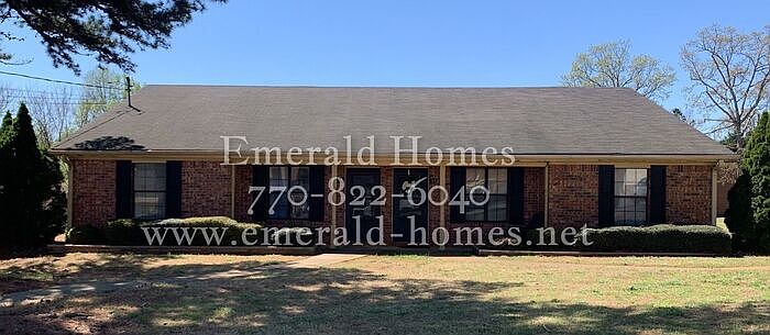 1st image of 556 Whitehall Ln