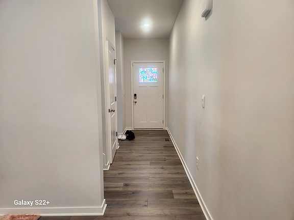3rd image of 225 Sterndale Dr