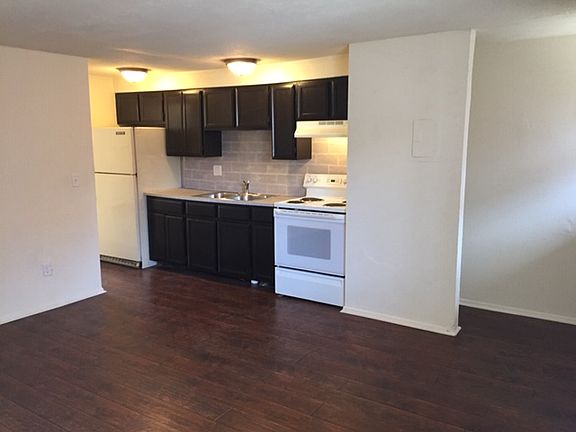 4th image of 1340 N Ogden St APT 203