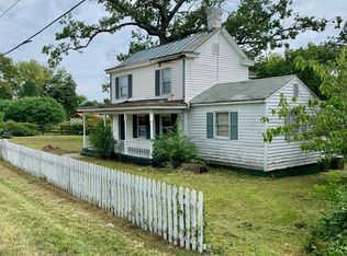 266 Poplar Rd, Fredericksburg, VA 22406