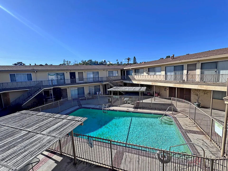 1170 Huntington Dr #C2