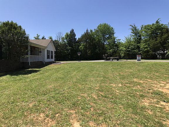 4th image of 2732 Hartsville Pike