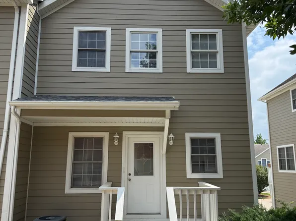 2041 Lisbon Rd APT A, Morris, IL 60450
