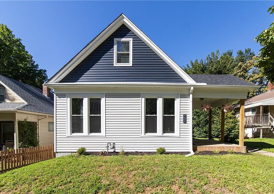 1st image of 2703 Doniphan Ave
