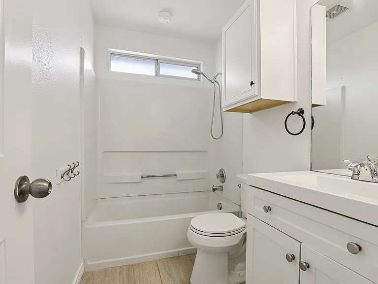 Upstairs bathroom