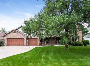 2872 Forest Ln, Madison, WI 53711