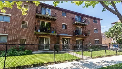 2600 W Walton St #3N Photo 1