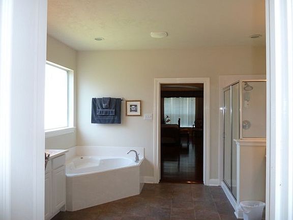 3rd image of 3702 Pecan Bay Ct