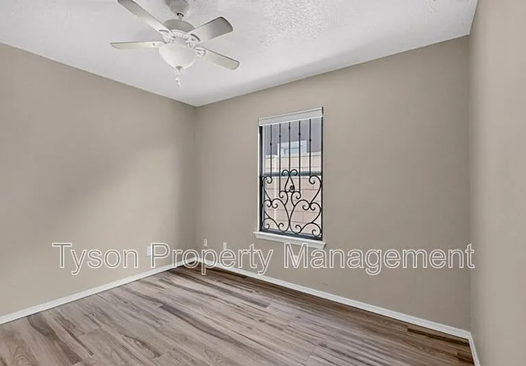 1409 Stoneway Dr NW — Photo 23