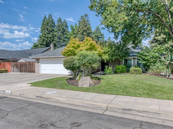 798 E Wood Duck Cir, Fresno, CA 93730