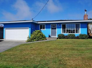 4282 Crestview Dr, Eureka, CA 95503