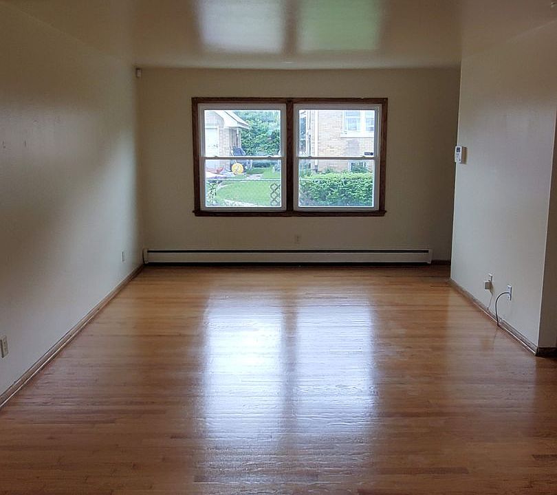 2nd image of 8521-8615A W Hampton Ave #8615